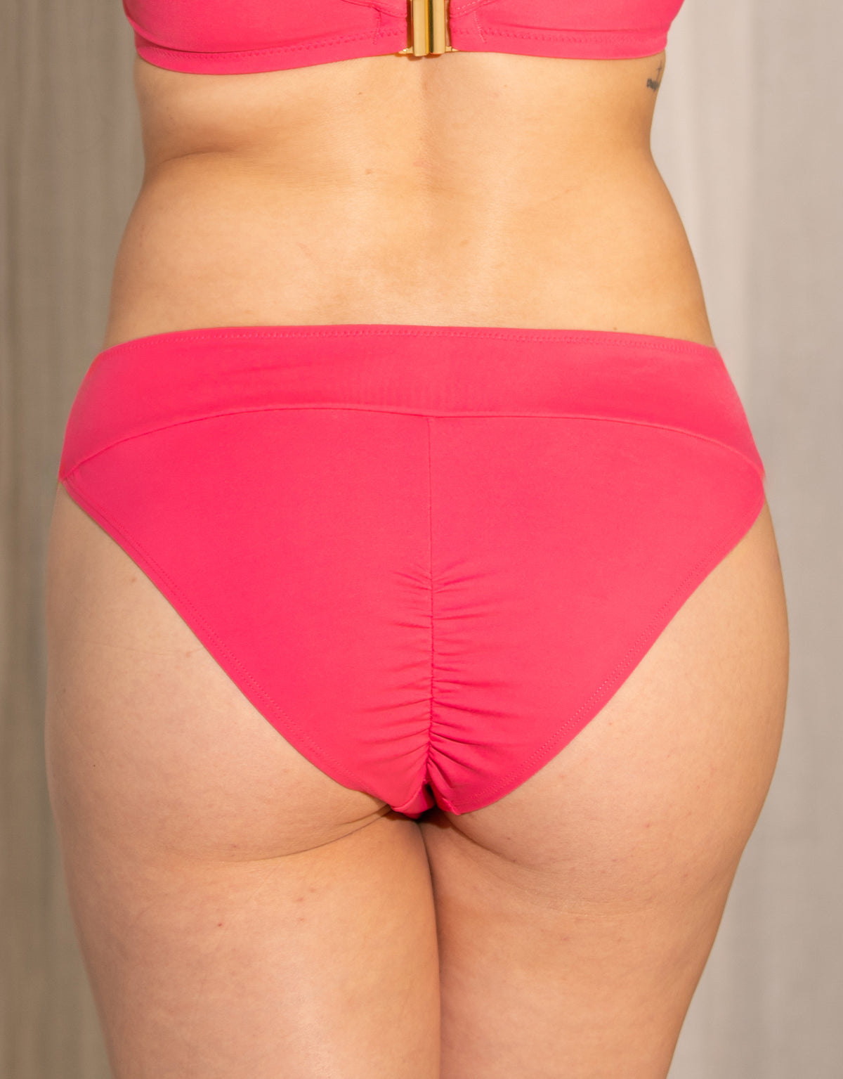 Bikini-Brazilian "Valencia" flamingo